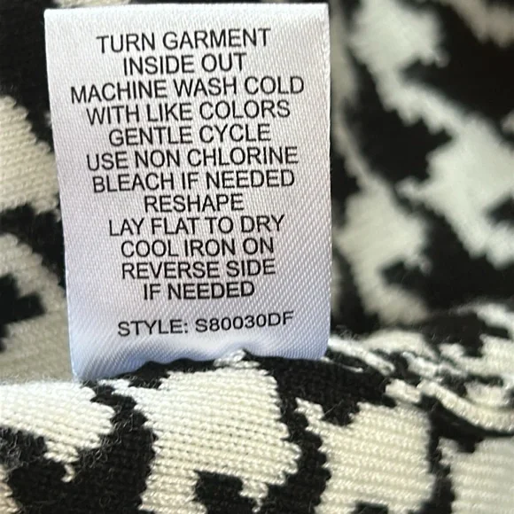 99 Jane Street black and houndstooth sweater dress. Great condition. Size Small - Picture 6 of 12
